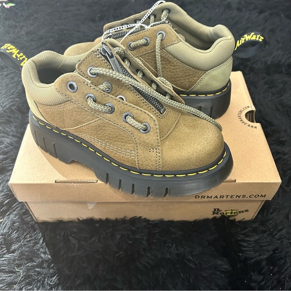 DR MARTENS Woodard Lo Zip green leather Oxfords shoes women’s 7 new - Picture 8 of 8